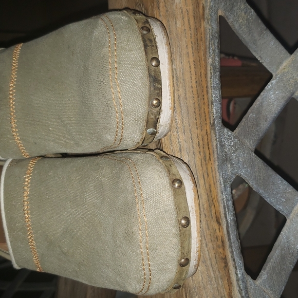 Dansko Green Fabric Clog Size 41 - Picture 2 of 3